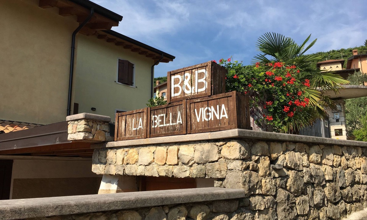 Valgatara Bed & Breakfast | La Bella Vigna