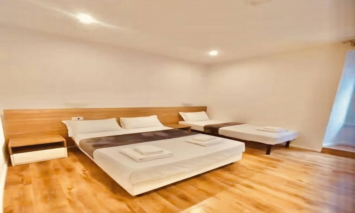 Rione XVIII Castro Pretorio Apartment | La Dimora di Sara - Comfort and Privacy at 10 Minutes from Termini