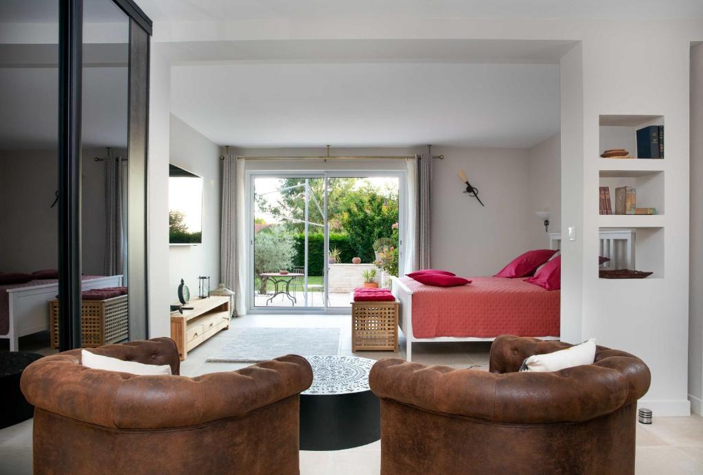 Panazol Bed & Breakfast | La perle rouge A Panazol