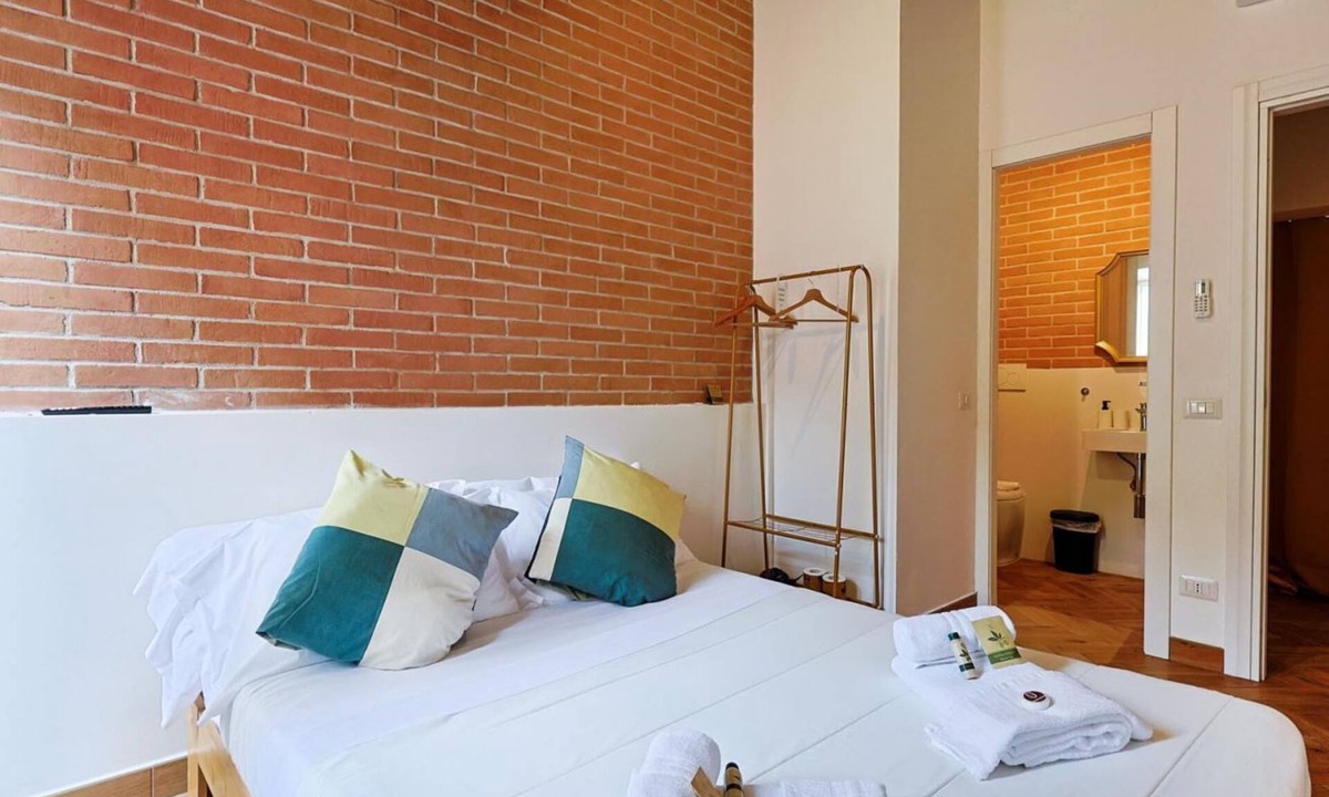 Civitavecchia Bed & Breakfast | La Posada - Camera 1 by Rentbeat