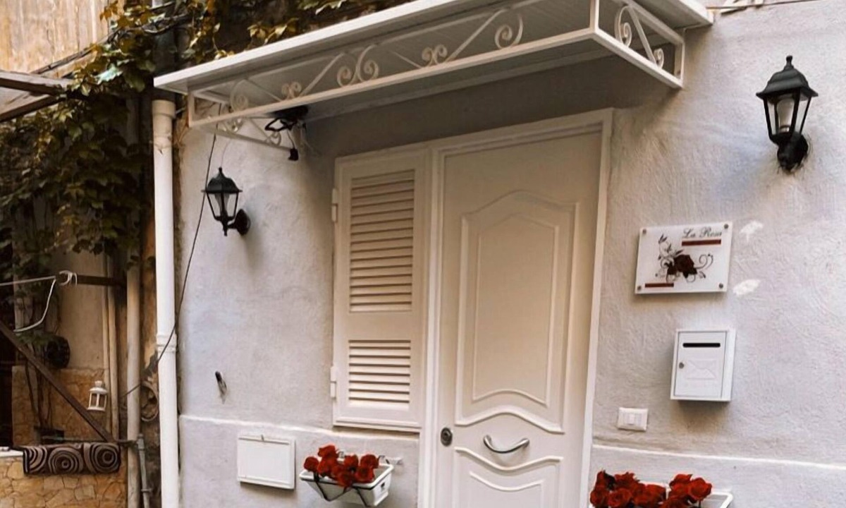 Rione Sanita Apartment | La Rosa Home