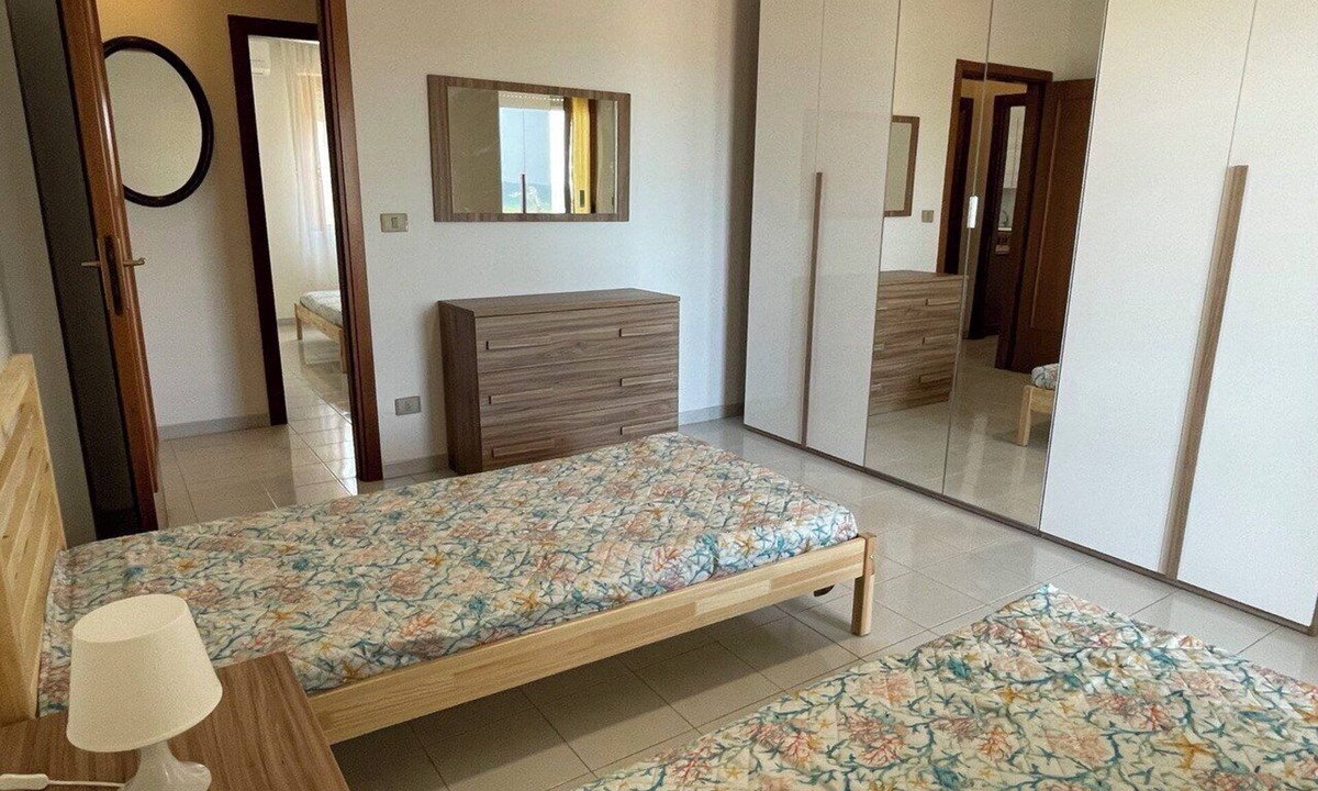 Termoli Apartment | La Vedetta Holiday Home, spacious accommodation with sea view terrace