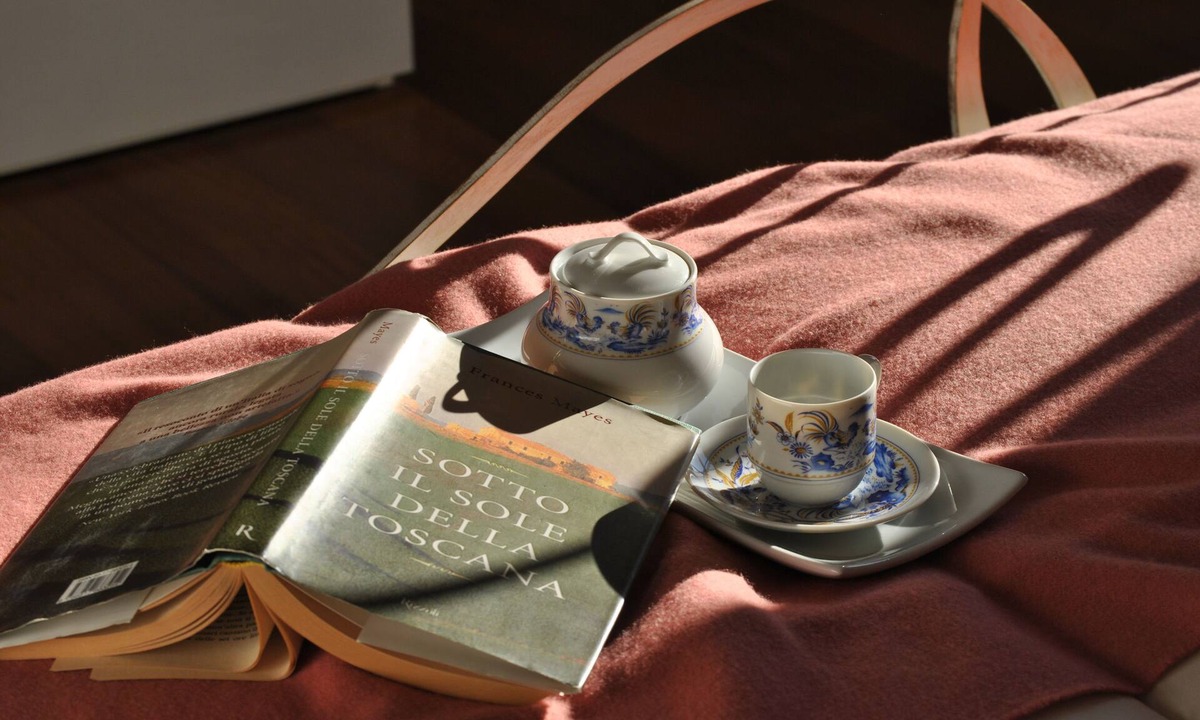 Acquaviva Cottage | LA VINOVA Ancient House Walking Distance - A/C, Private Patio & Panorama