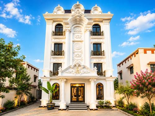 Soc Son Hotel | Lake Hotel Sóc Sơn
