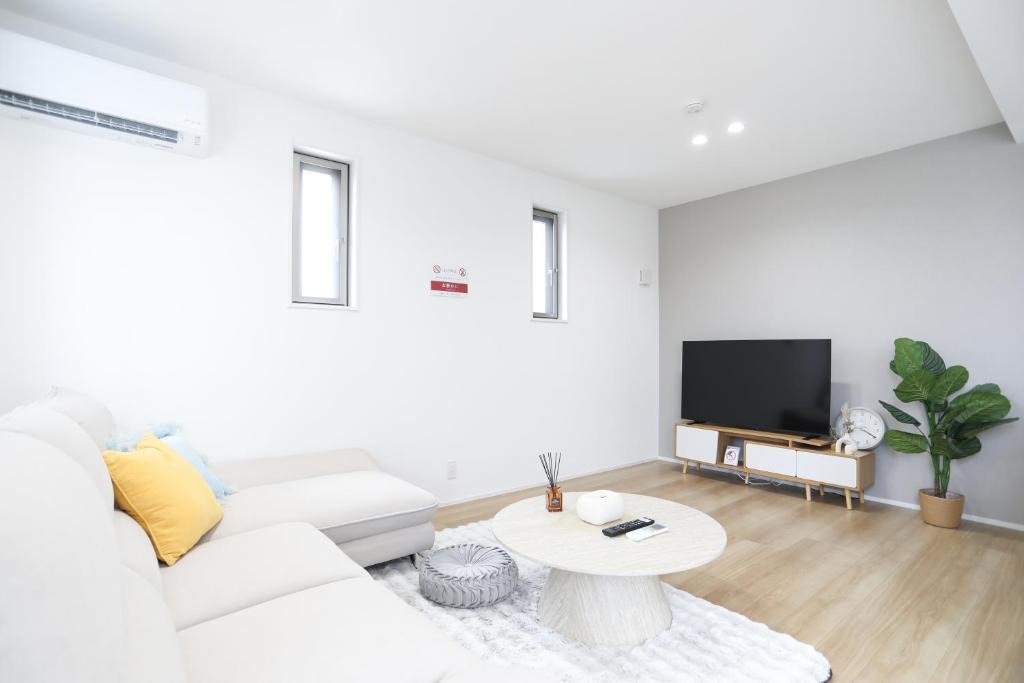 Okinawa Villa | Lanikai Village