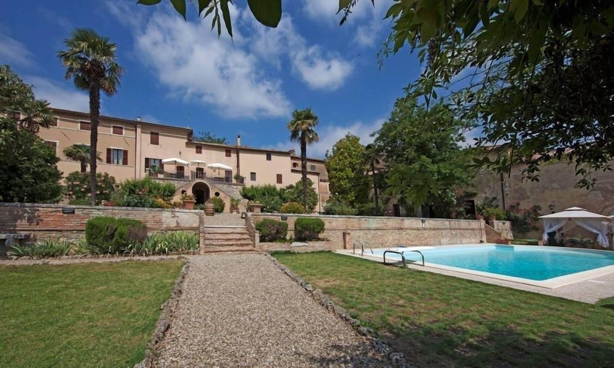 San Giovanni d'Asso Villa | Large vacation villa rental in San Giovanni d'Asso