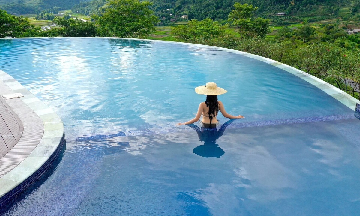 Van Chan Resort | Le Champ Tu Le