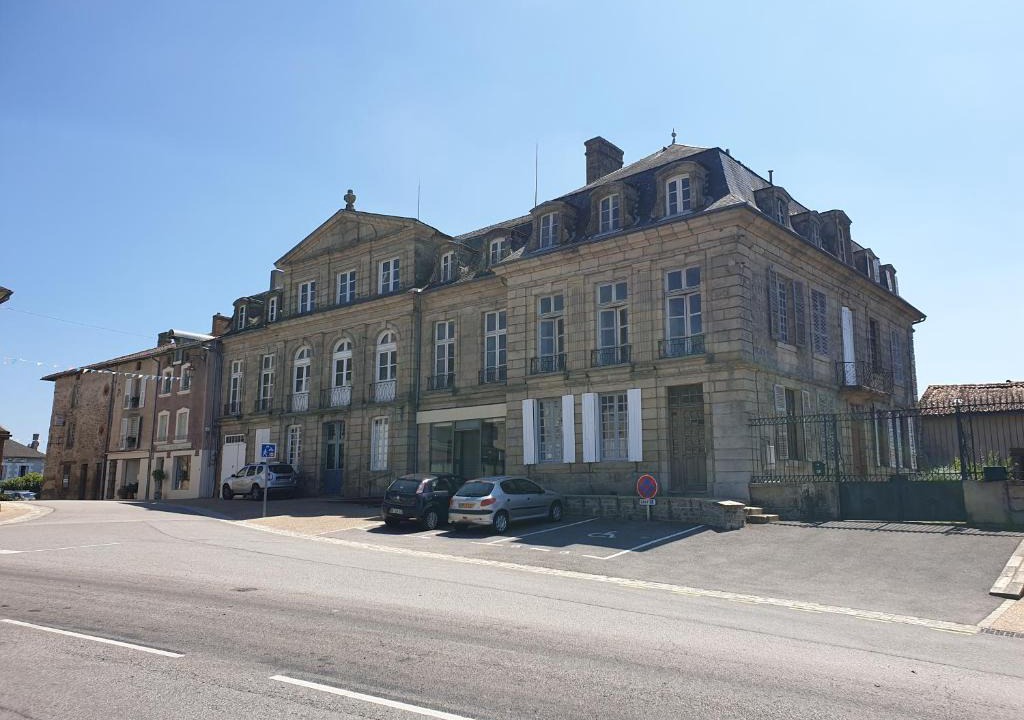 Chateauponsac House | Le Chateau