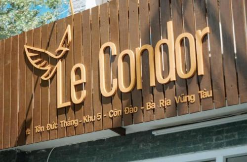 Con Son Hotel | Le Condor House and Café