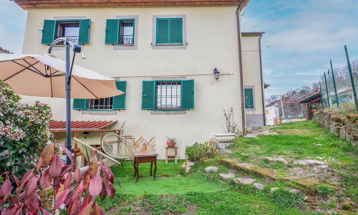 Castel del Piano House | Lovely home in Casidore with WiFi