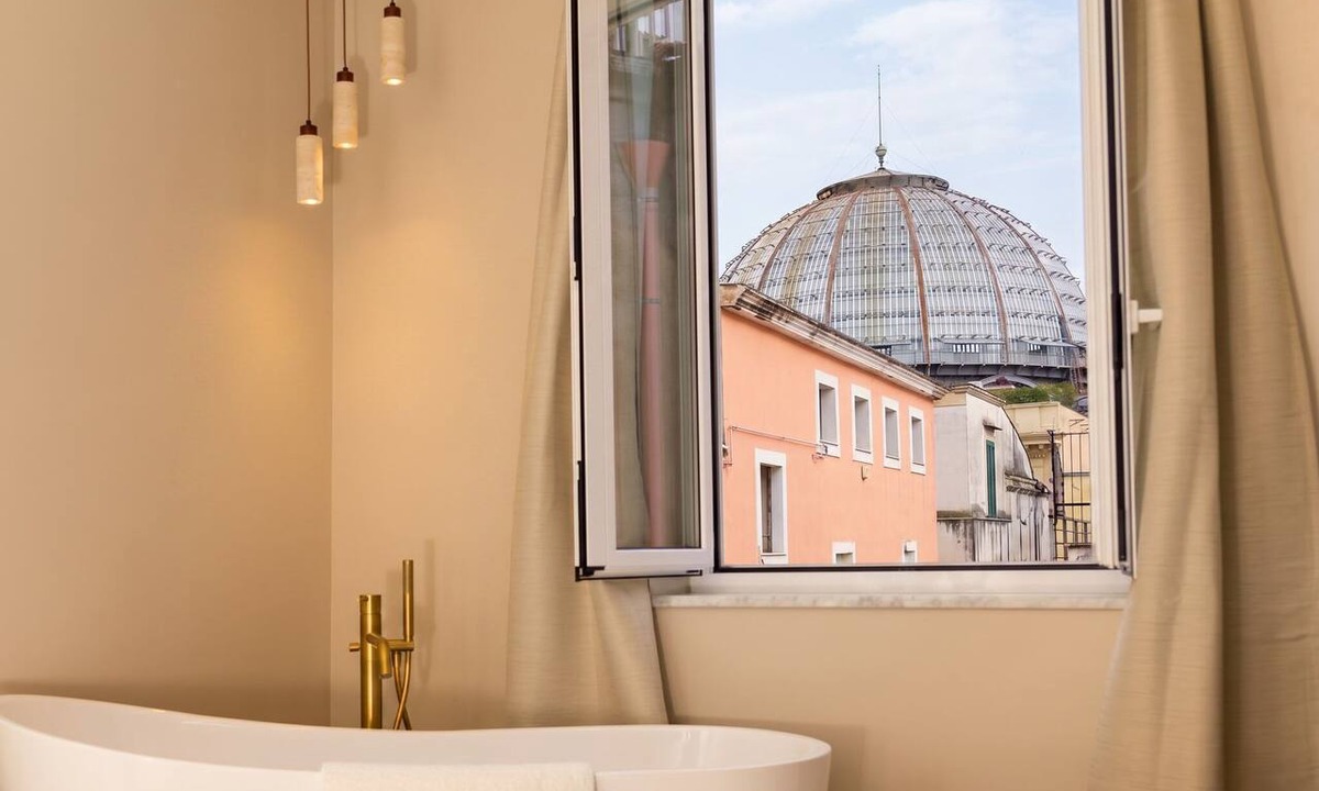 Quartieri Spagnoli Apartment | Lux, Stylish and Spacious Apartment w/panoramic view in Heart of Naples