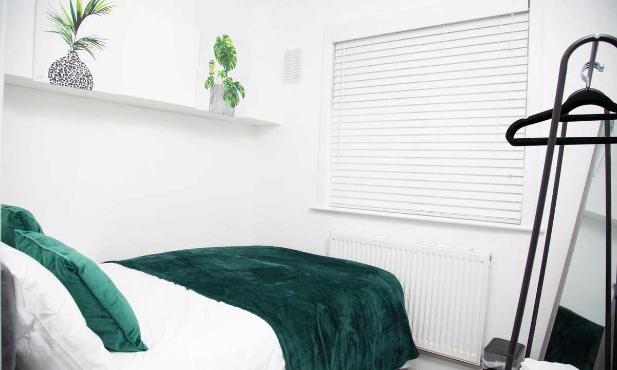 Brondesbury Park Apartment | Luxury 2 BED near tube station