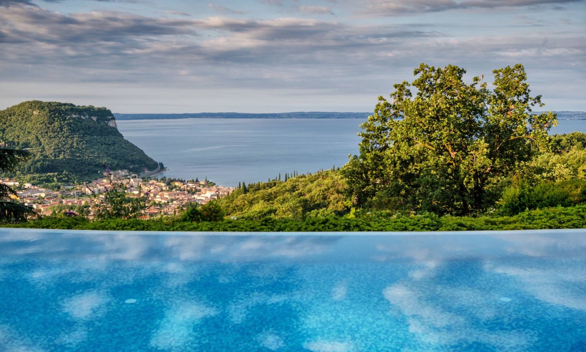 Marciaga Hotel | Madrigale Panoramic Lifestyle & Soulful Hotel