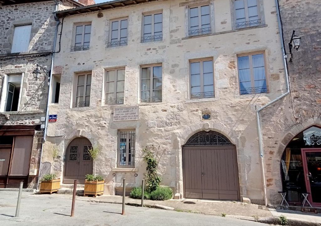 Saint-Leonard-de-Noblat Bed & Breakfast | MAISON GAY LUSSAC St LEONARD DE NOBLAT