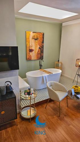Vittorio Emanuele Bed & Breakfast | MareLuna Rooms