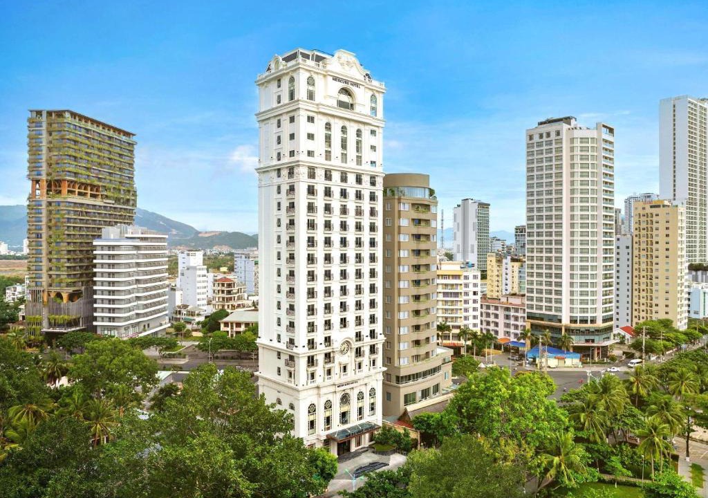 Tran Phu Beach Hotel | Mercure Nha Trang Beach