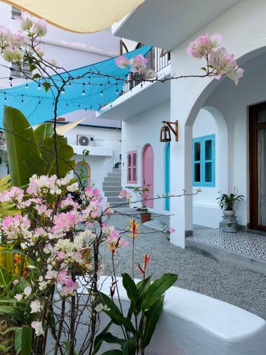 Hue House | Mini studio with huge balcony
