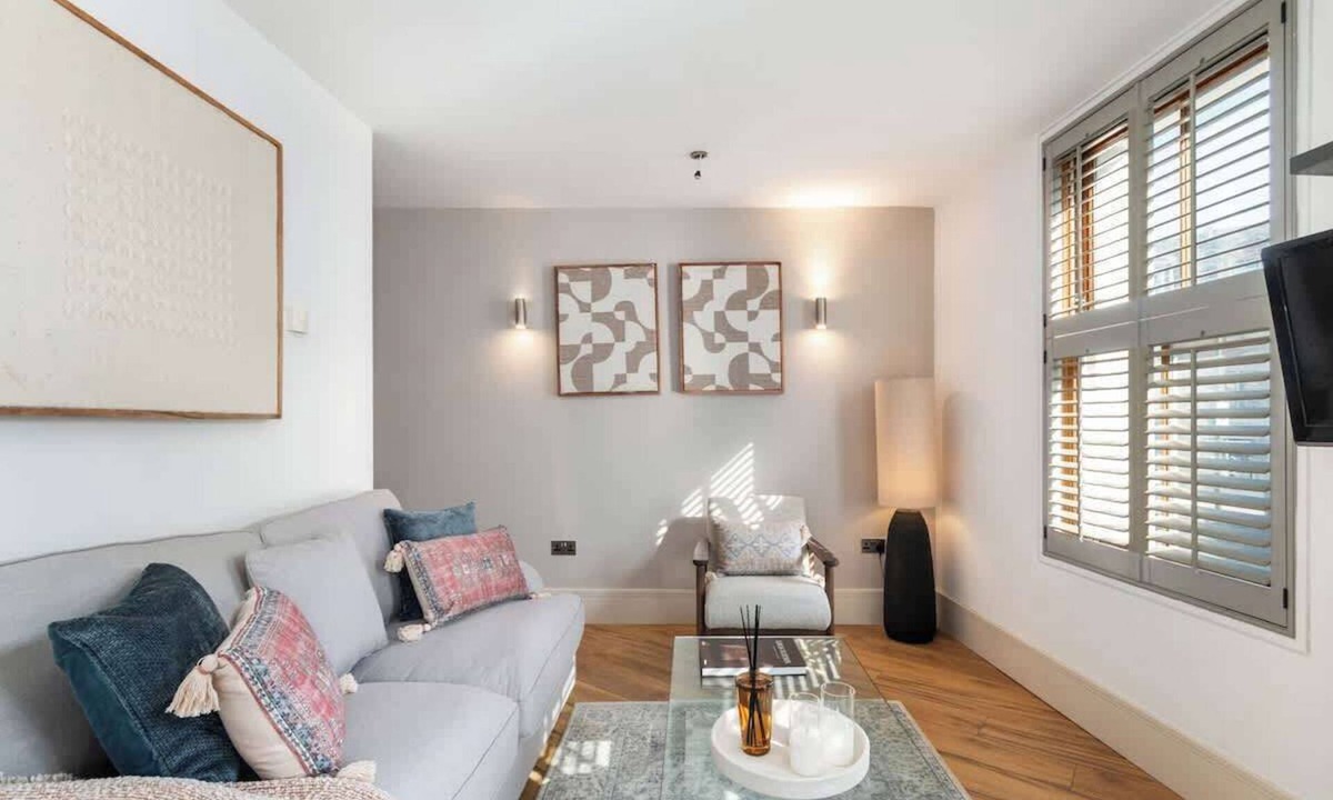 Fulham Broadway Condo | Modern 1-bed near Fulham Broadway