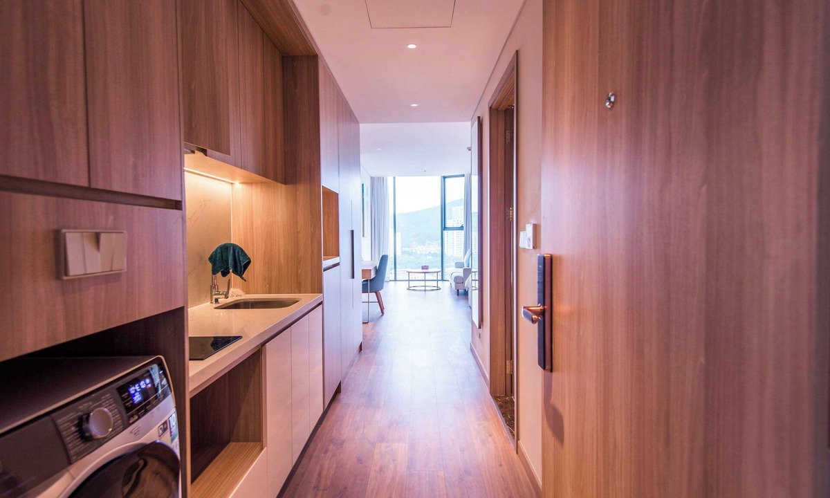 Ha Long Apartment | Modern 1BR with City View | A La Carte Ha Long Stay