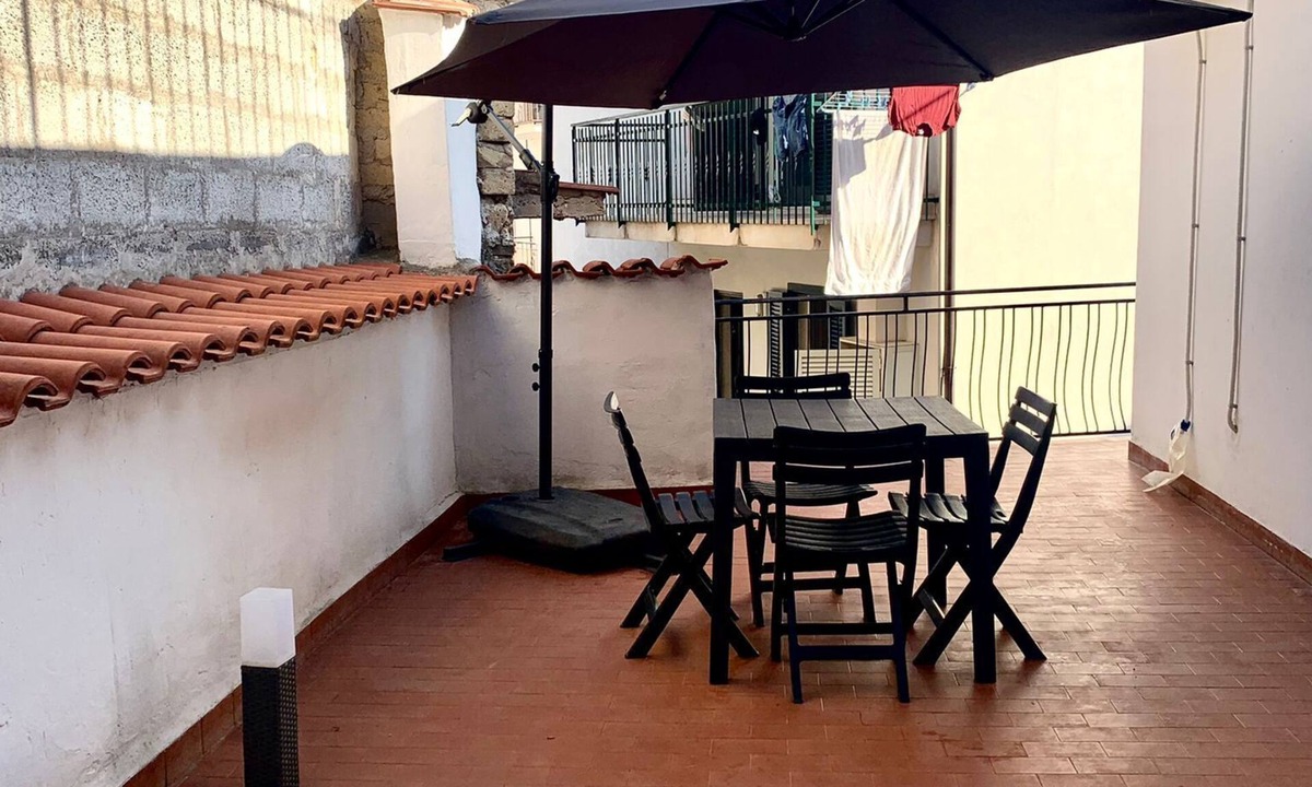 Fondi Apartment | Modern apartment + Terrace - a few km from Sperlonga