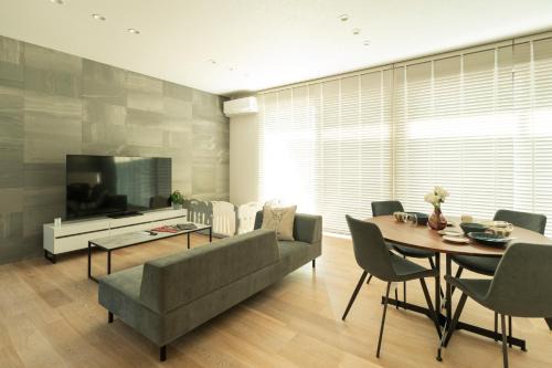 Koshi Villa | Mova Villa Koshi 大和 2-エレベーター完備 一軒家貸切-