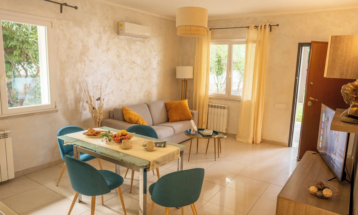 Zona XXX Castel Fusano Apartment | NEW Charming 2-Bedroom Apartment in Private Roman Villa Oasis