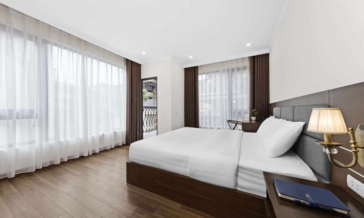 Dich Vong Hau Apartment | Newsky Serviced Apartment