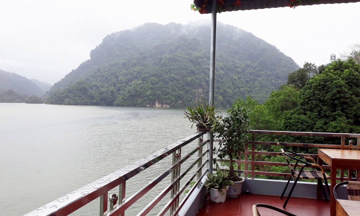 Nam Mau House | Nha Nghi Son Lam Babe Panorama
