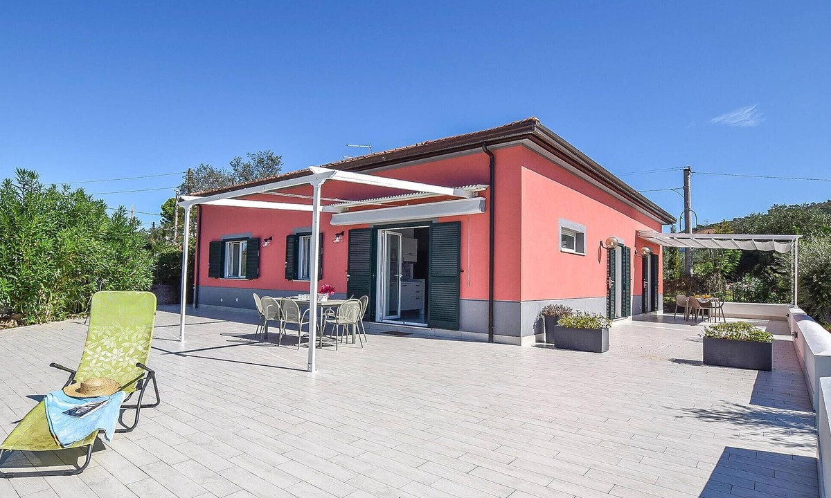 Santa Maria di Castellabate House | Nice home in Castellabate with house a panoramic view