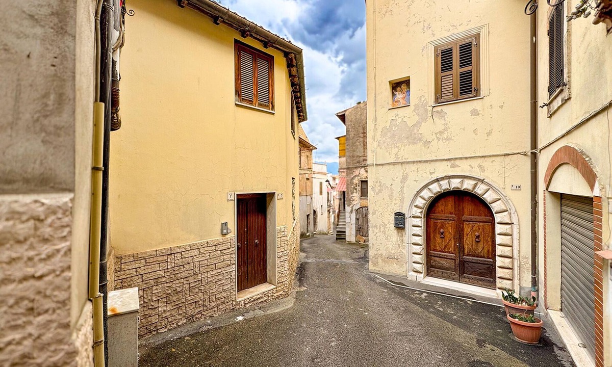 Priverno House | Nice home in Priverno with WiFi