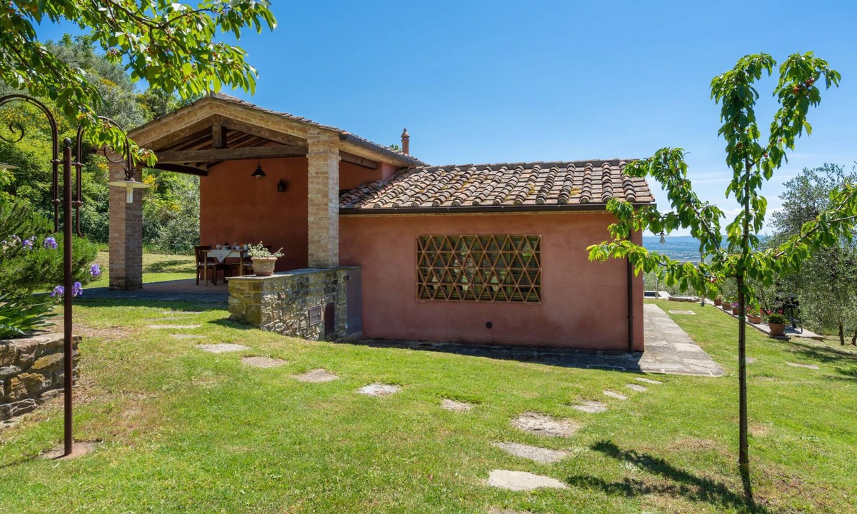 Castiglion Fiorentino House | Nido del Sorbino by Interhome