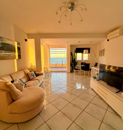 Meta Apartment | Normale's apartment sea view