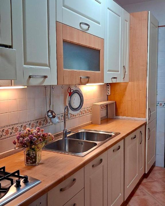 Zona XXXIII Acilia Sud Apartment | NUOVO Alloggio Giardino di Rosy tra Roma EUR e il Mare di Ostia