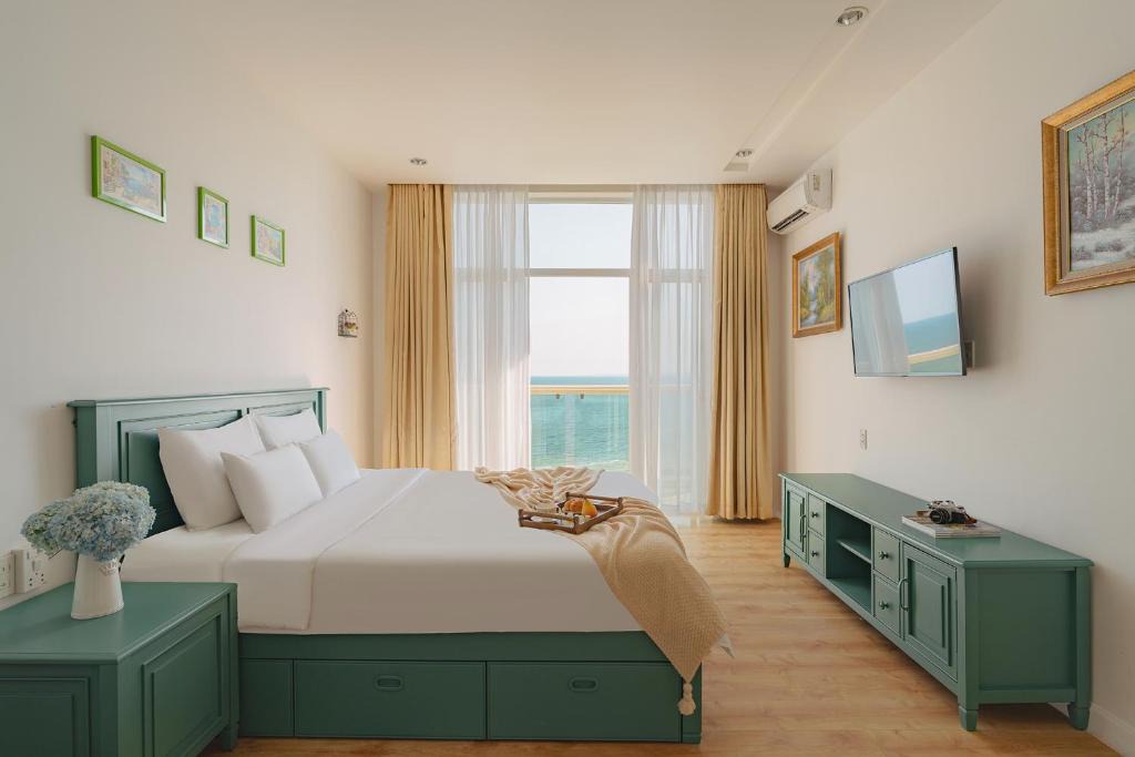 Phu Hai Beach Apartment | Ocean Melody - 3BR Beachfront Apartment at Ocean Vista