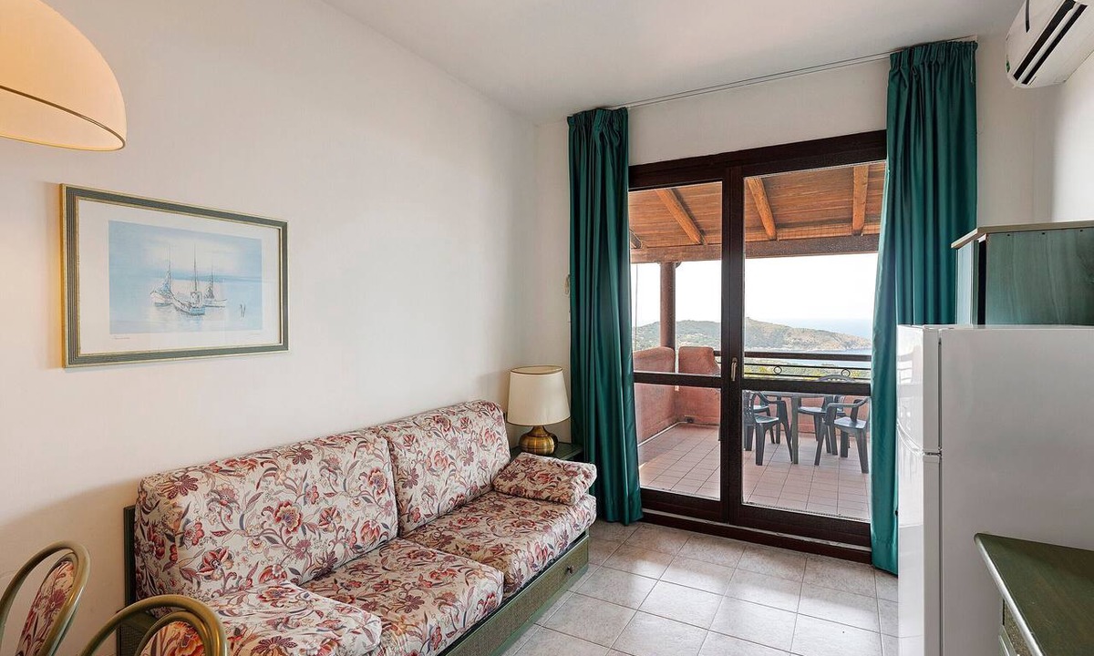 Palinuro Apartment | P.R. Club – Studio Molpa 12 with Sea View, Private Terrace and Air Conditioning