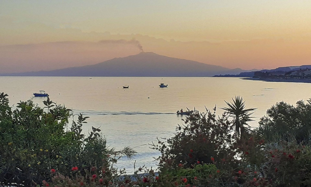 Bova Marina Apartment | Panoramic apartment on Grecanica beach
