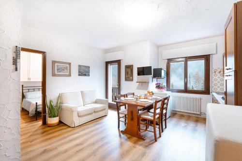 Vodo Cadore Apartment | Panoramic Terrace Perfect for Families & Sport