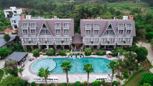 Soc Son Resort | Paradise Soc Son Resort