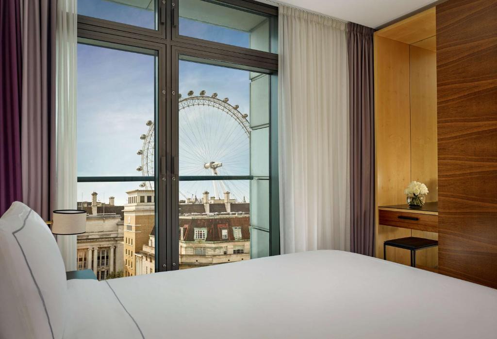 Bishop's Hotel | Park Plaza County Hall London