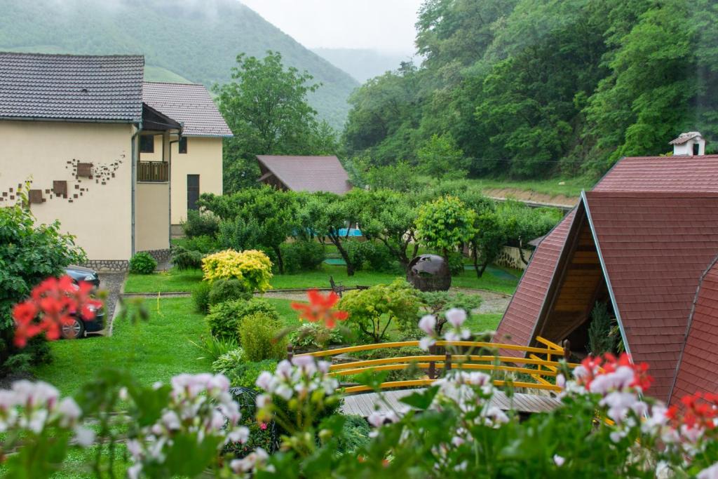 Gura Raului House | Pensiunea Sanziana