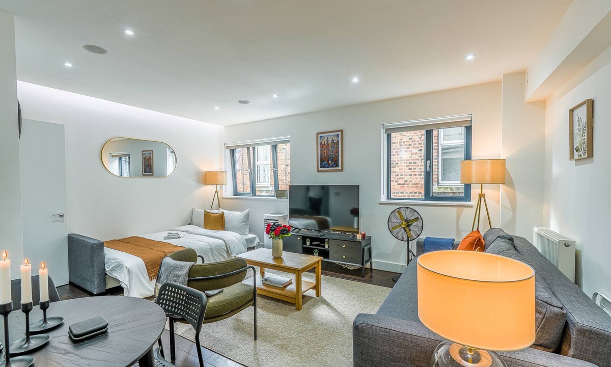 Fulham Broadway Apartment | Perfect London Old Brompton Apartment