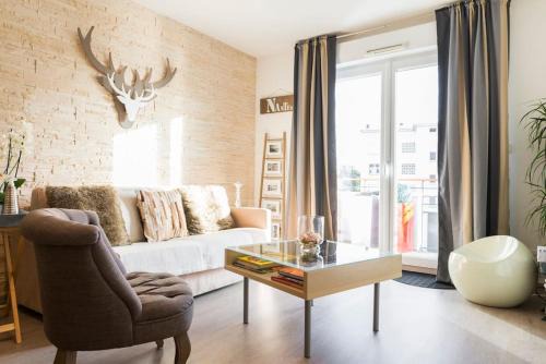 Coudray Apartment | Petit Erdre - 2 chambres- gd appt ensoleillé- accès PMR