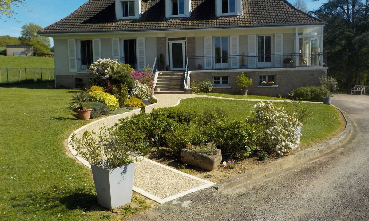 Saint-Brice-sur-Vienne Apartment | PETIT PONT APARTMENT