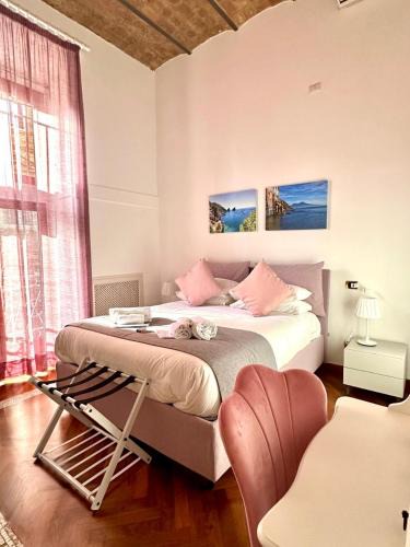 Chiaia Apartment | Pink Star Napoli Luxury Apartment