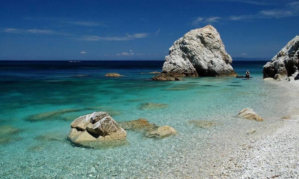 Marina di Campo Apartment | Pino bilo - One Bedroom Apartment, Sleeps 6