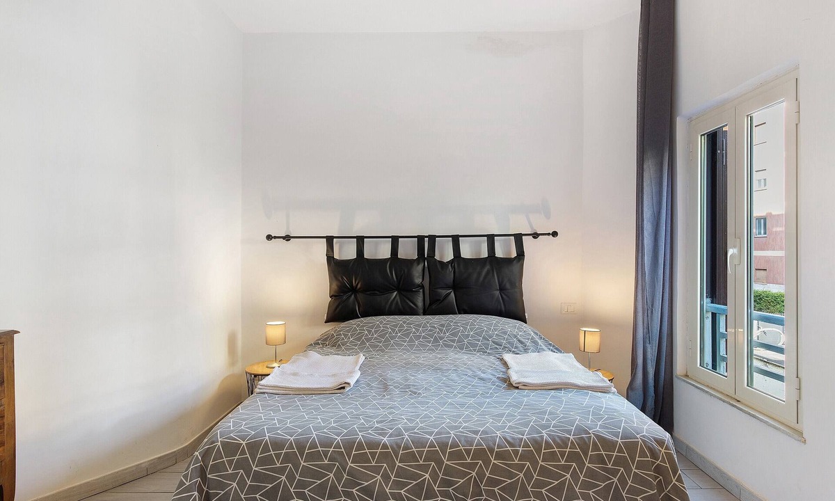 Tor di Quinto Apartment | 'Ponte Milvio Loft' Apartment with Private Terrace, Wi-Fi and Air Conditioning
