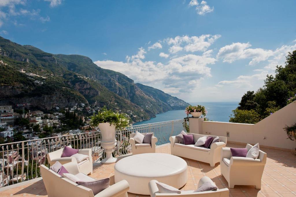 Chiesa Nuova Villa | Positano Villa Sleeps 12 Pool Air Con WiFi