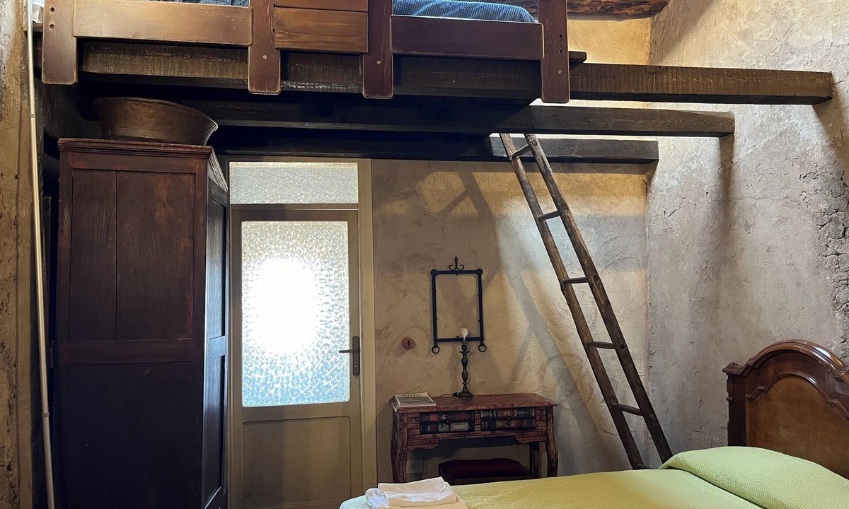 Giuliano di Roma House | Preta Nera Kihlgren - One Bedroom Guest House, Sleeps 3