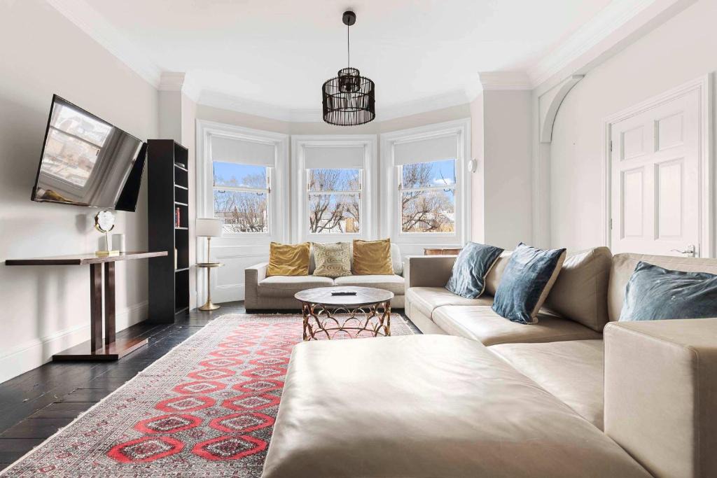 Brompton & Hans Town Apartment | Prime Knightsbridge 4BR Close to Harrods