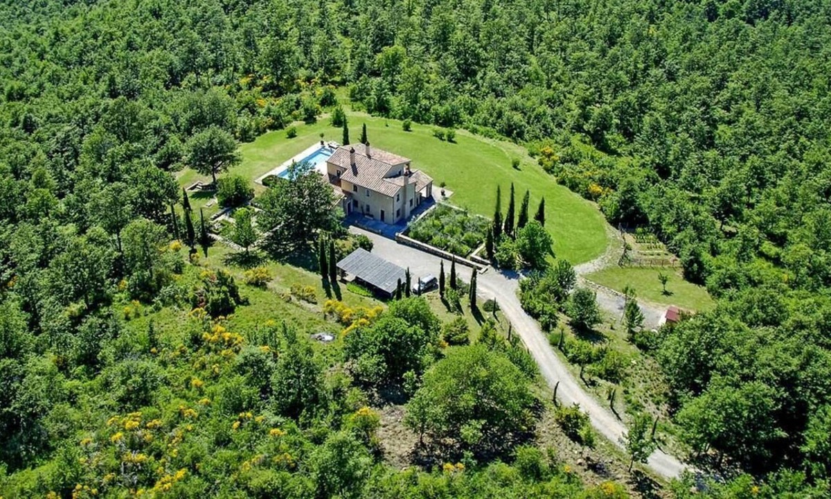 San Casciano dei Bagni Villa | Private villa with swimming pool in Tuscany